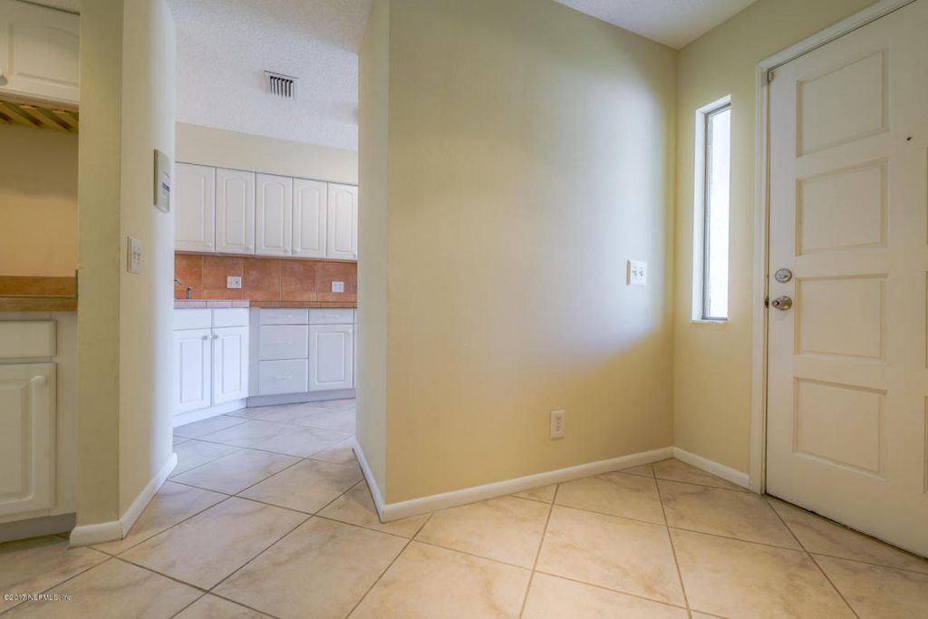 Building Photo - 172 La Pasada Cir S