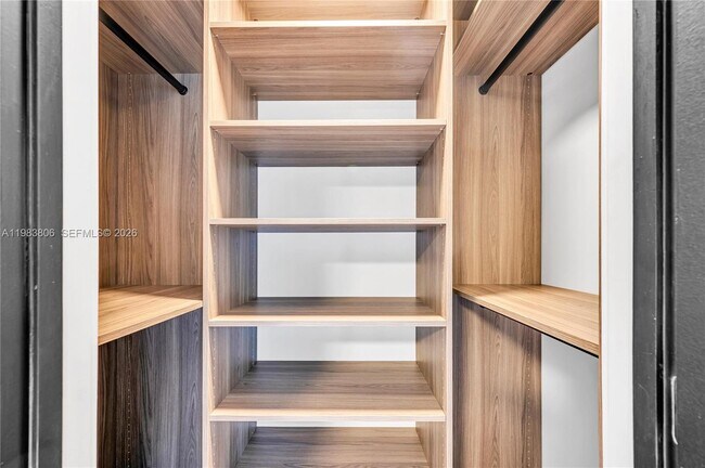 Building Photo - 2211 NE 122nd St