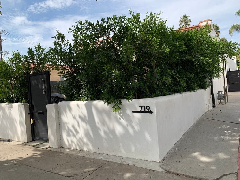 Building Photo - 719 N Formosa Ave