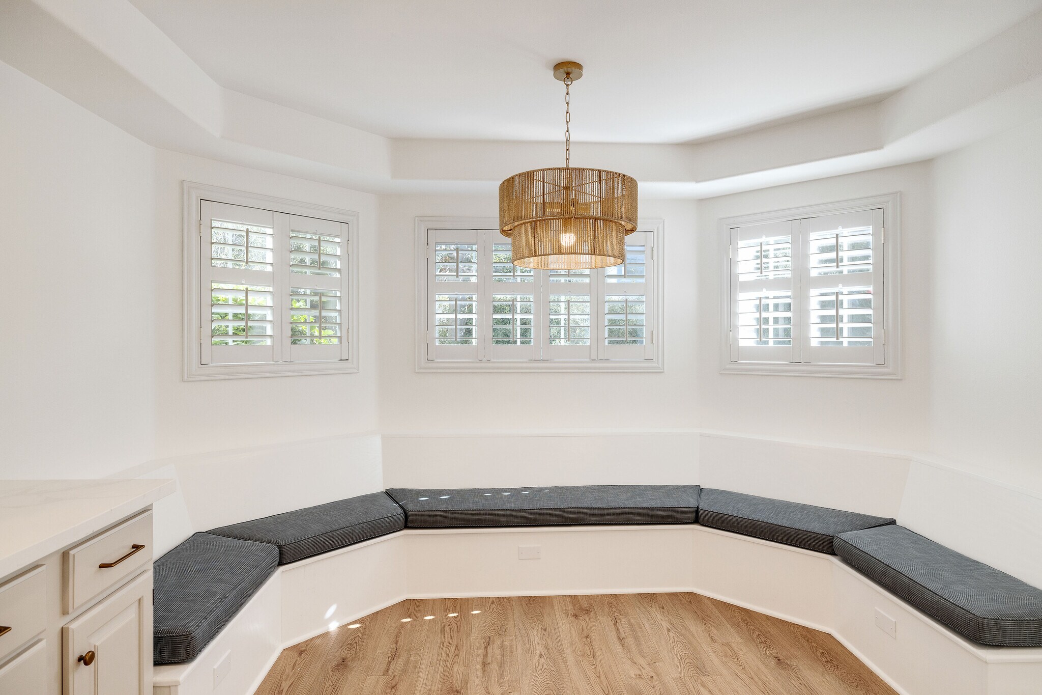 Building Photo - 1504 N Poinsettia Ave