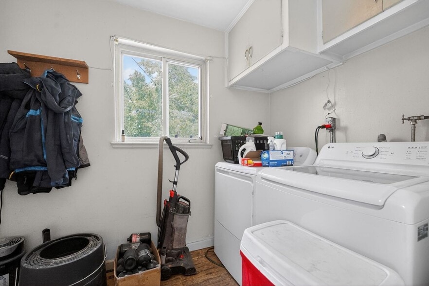 Building Photo - 4745 Zuni St