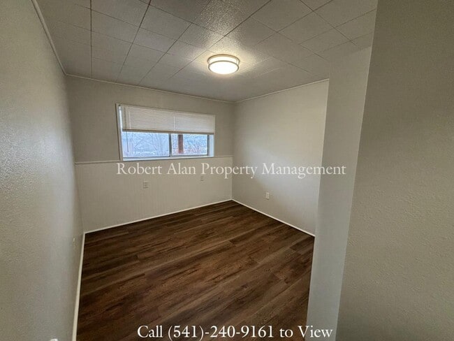 Building Photo - 824 SW 7th St