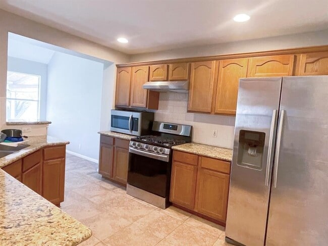 Building Photo - 104 Cattail Cove