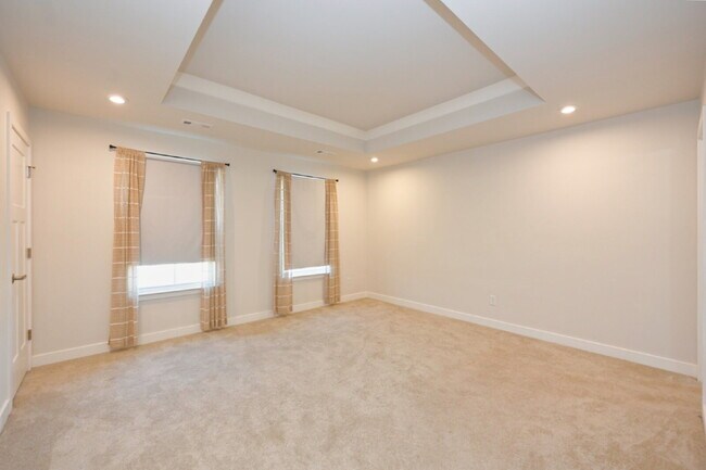 Building Photo - Rent to Own Option - Beautiful, like new 3BR/2.5BA townhouse in Goodlettsville