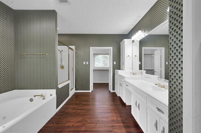 Building Photo - 3406 Concord Cir