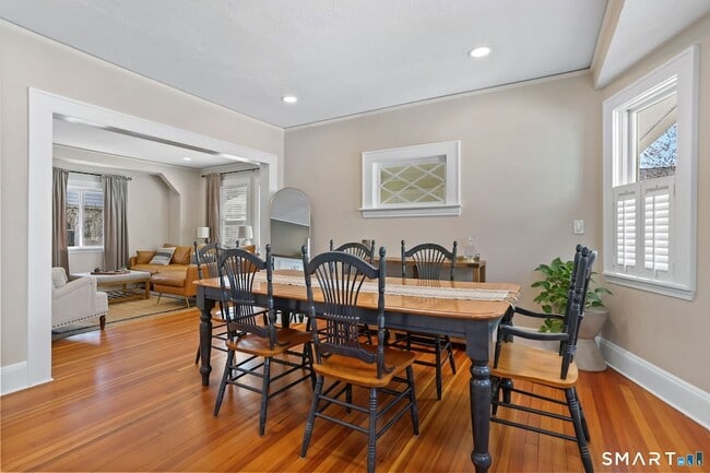 Building Photo - 62 Glenwood Ave