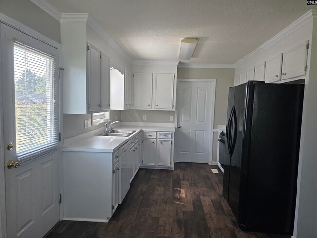 Building Photo - 129 Wildflower Ln