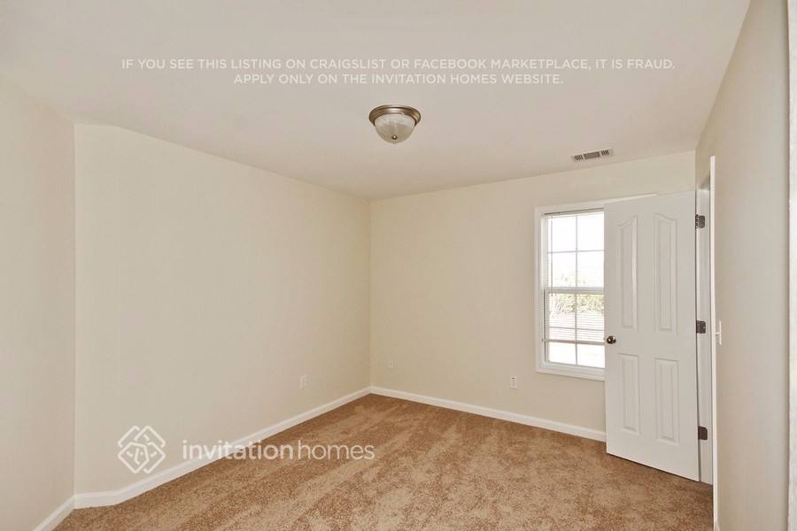 Building Photo - 5342 Catrina Way