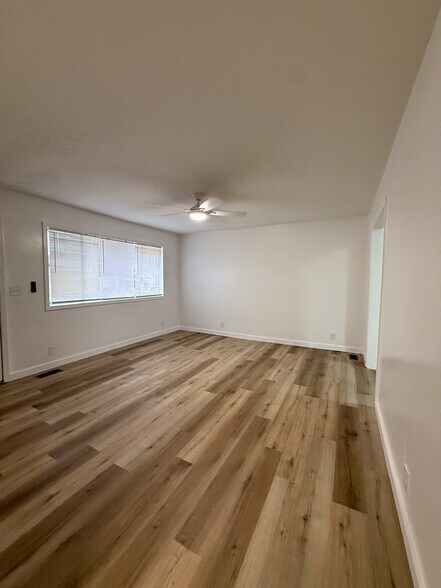 Building Photo - 214 Madison Ave