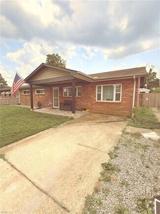 Building Photo - 3925 Galleon Dr