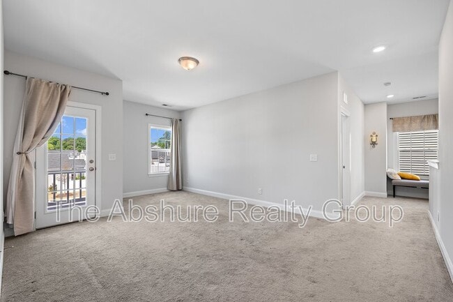 Building Photo - 109 Barnwell Loop