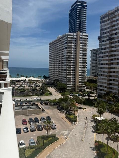 Building Photo - 1965 S Ocean Dr