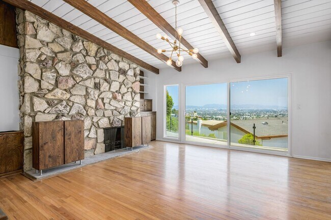 Building Photo - 4413 Don Felipe Dr