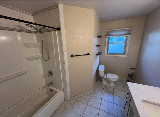 Building Photo - 4455 S Griffin Ave