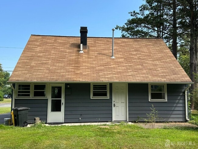 Building Photo - 1075 Fireside Ave