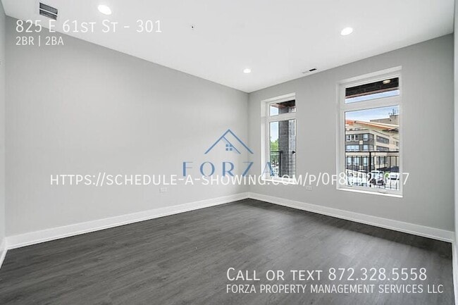 Building Photo - 825 E 61st St