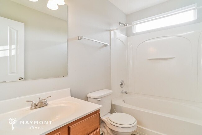 Building Photo - 404 Vineyard Ln