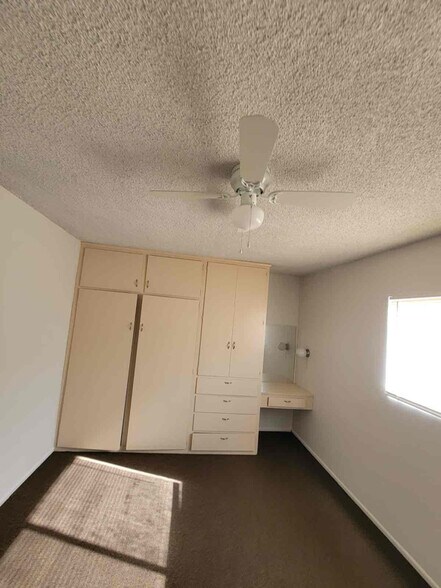 Building Photo - 11914 Downey Ave