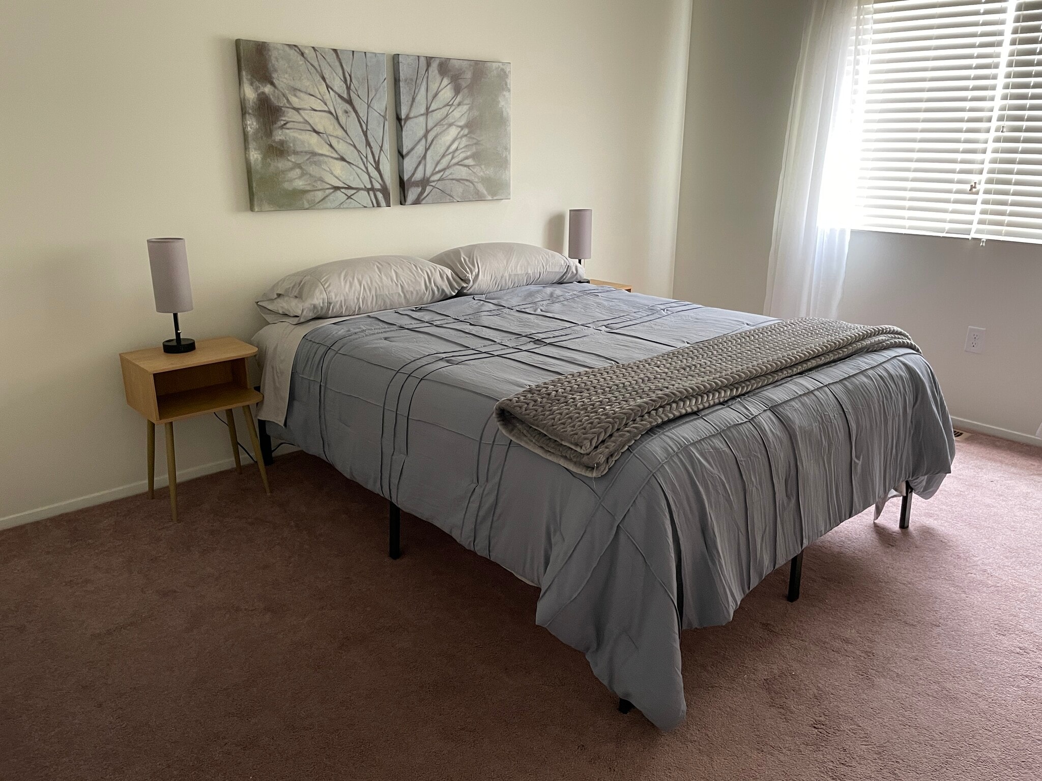 Building Photo - 2275 N Cable Rd