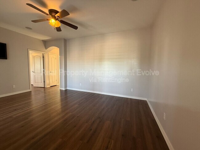 Building Photo - 4287 S Kimberlee Dr