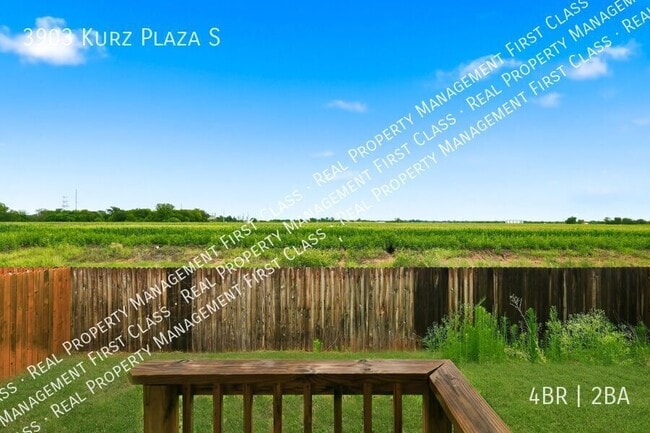 Building Photo - 3903 Kurz Plz S