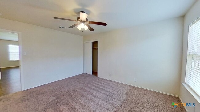 Building Photo - 1013 W South St