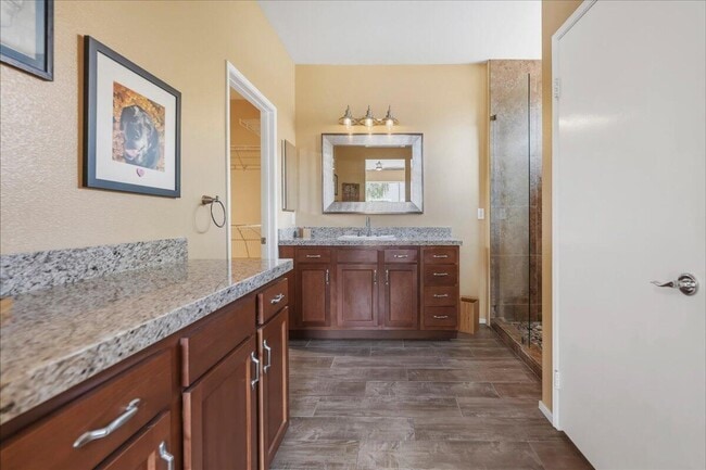 Building Photo - 78969 Lavender Cir