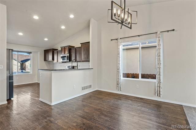 Building Photo - 2556 Hannah Ridge Dr