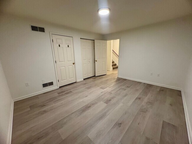 Building Photo - 3 Bedroom 4 Bathroom Available in Hummelstown w/Large Bonus Room!