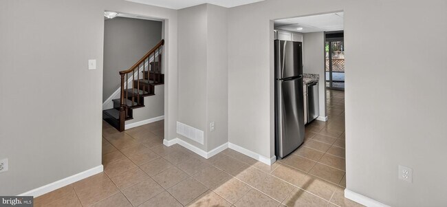 Building Photo - 6556 Pennacook Ct