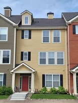 Building Photo - 10266 Bleeker St