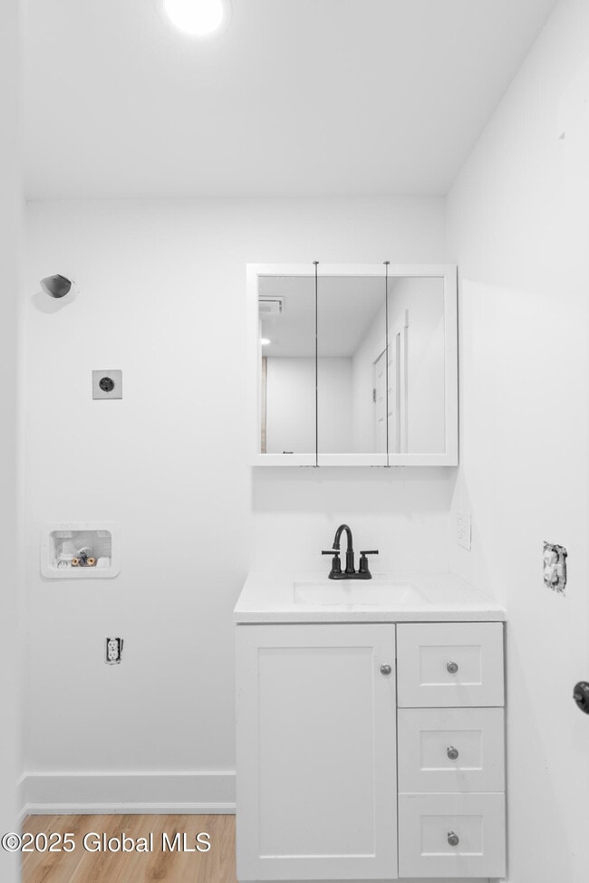 Building Photo - 38 W Erie St