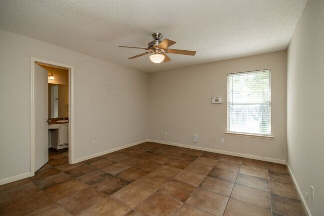 Building Photo - Great Home in Mansfield, Tx