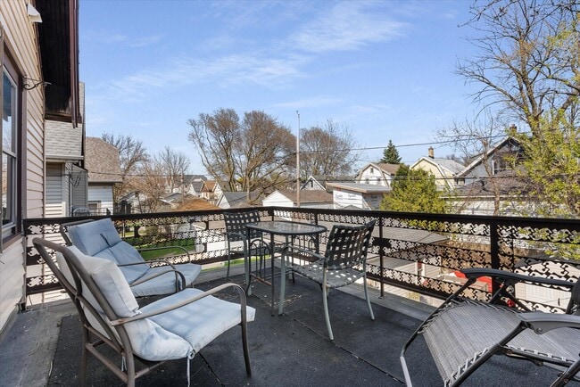 Building Photo - 1830 N 56th St