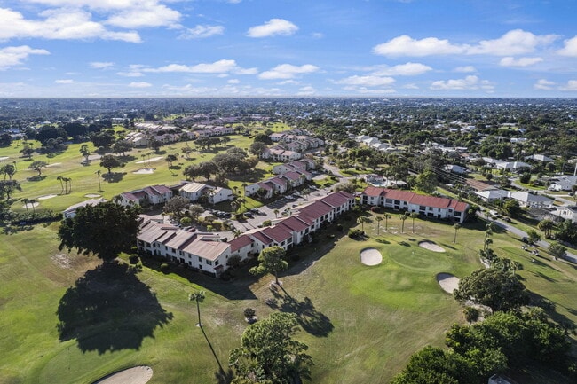 Building Photo - 5473 SE Miles Grant Rd