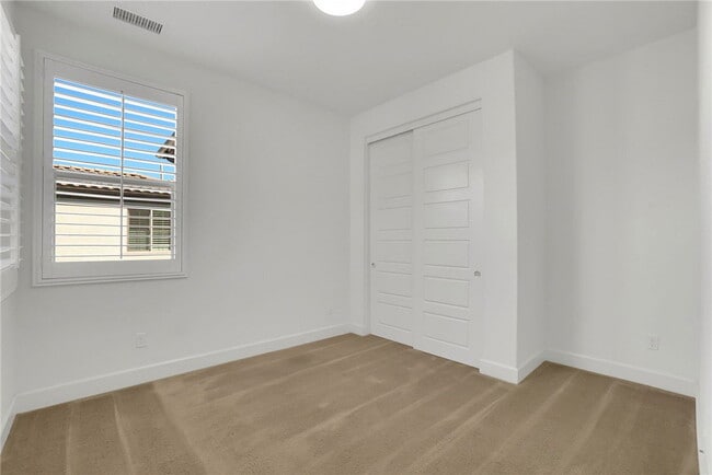 Building Photo - 30 Lilac