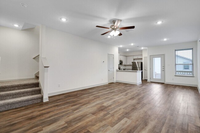 Building Photo - Beautifully Designed Townhome with Upscale Finishes