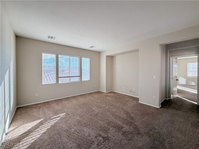 Building Photo - 10733 Mentesana Ave