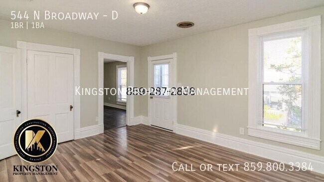 Building Photo - 544 N Broadway St