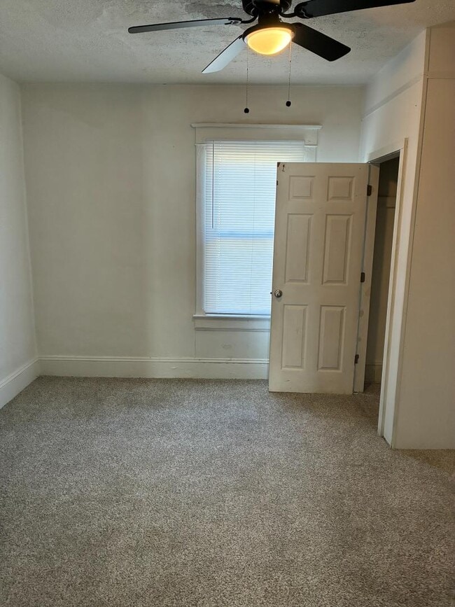 Building Photo - 1301 Branch St