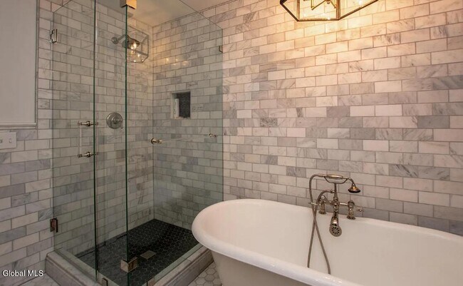 Building Photo - 55 State St