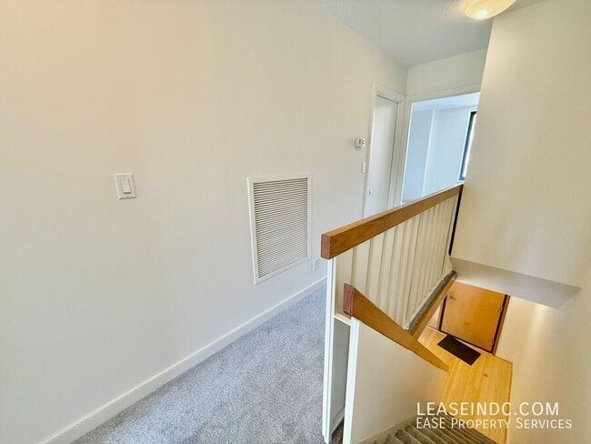 Building Photo - 1099 22nd St NW