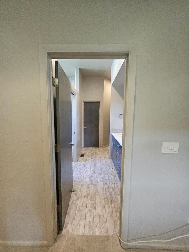 Building Photo - Beautiful Boise Home