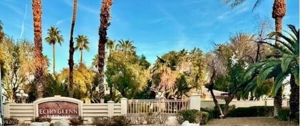 Building Photo - 6480 Annie Oakley Dr