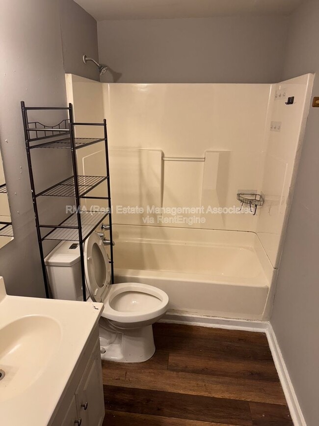 Building Photo - 331 W College Dr