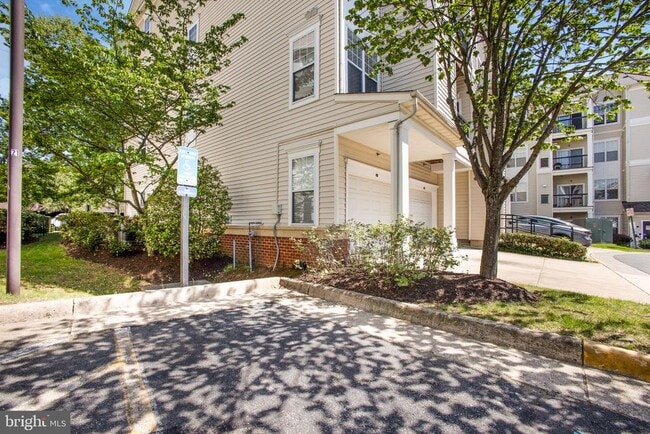 Building Photo - 11325 Aristotle Dr