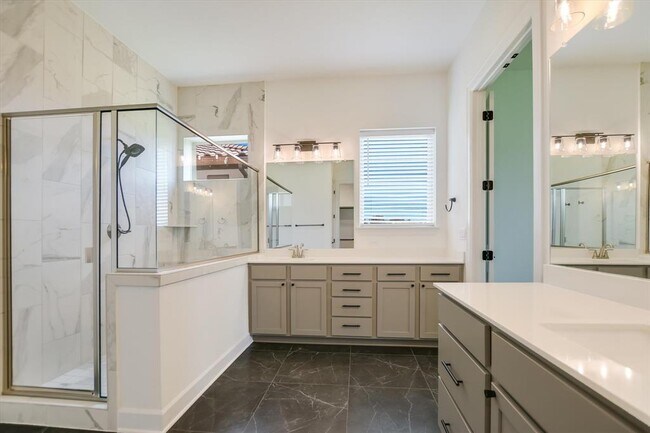 Building Photo - 1809 Mazarro Dr