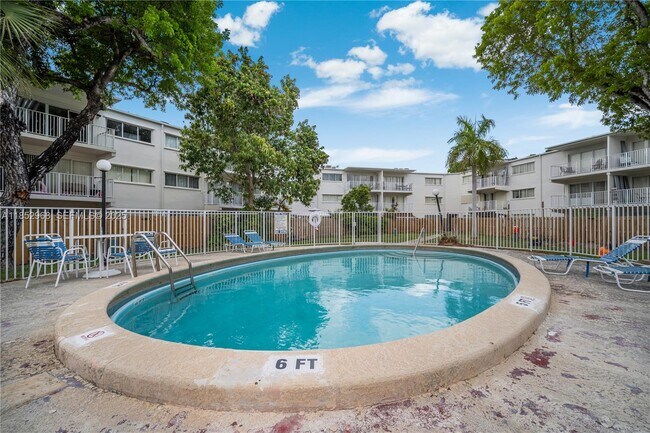 Building Photo - 7713 SW 88th St