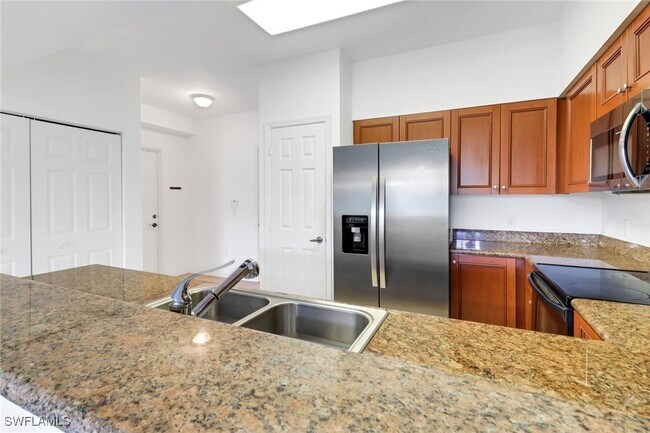 Building Photo - 20201 Estero Gardens Cir