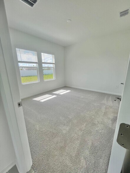 Building Photo - 4309 Curacao Pl